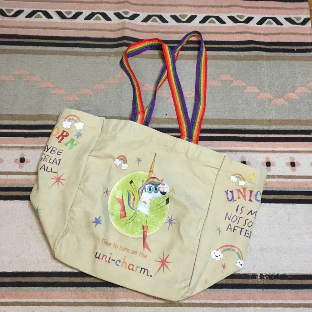 Unicorn is maybe not so great book Large tote bag rainbow strap